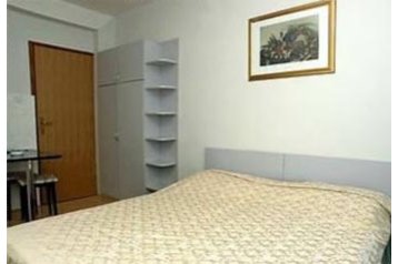 Croaţia Privát Komiža, Exteriorul